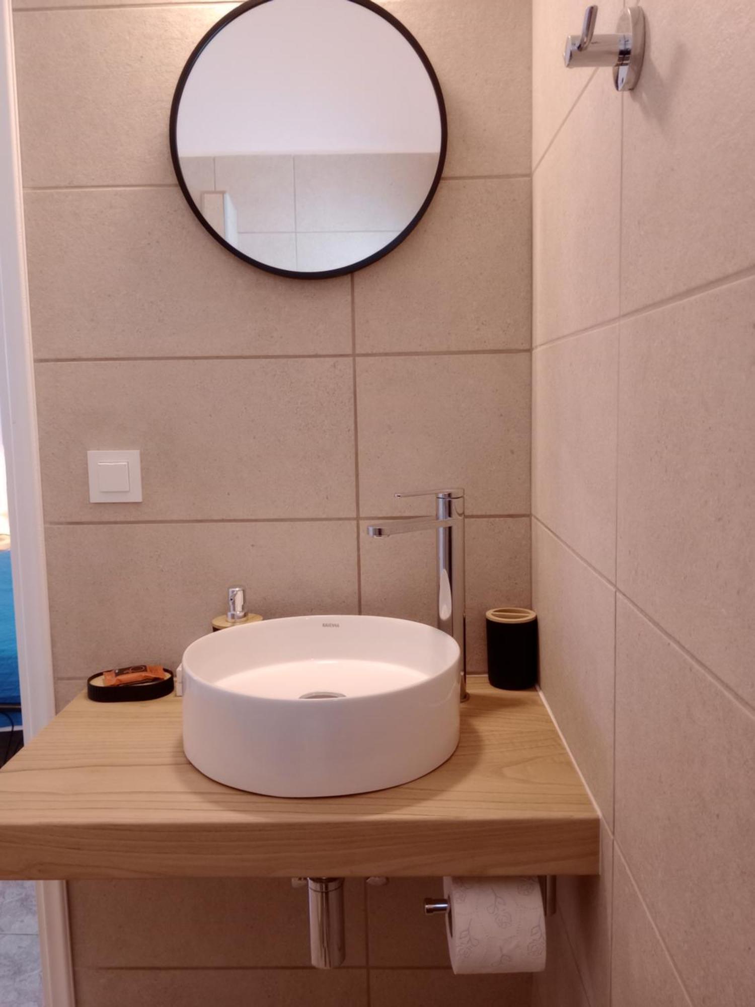 Meltemi Rooms And Studios อานาฟี ภายนอก รูปภาพ